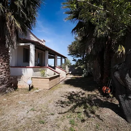 Maris - Giardino-parcheggio-veranda Esterna Villa *